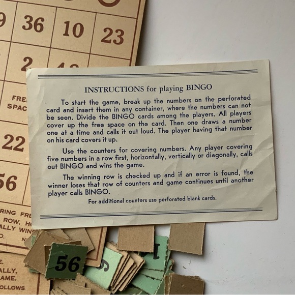 Vintage Bingo Game Box - Red & Blue Graphic - Picture 3 of 4